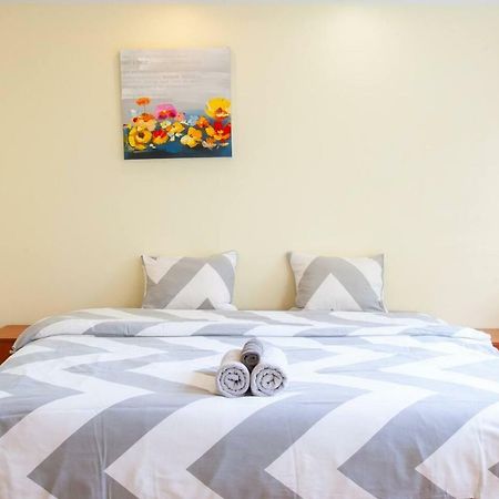 Sunny Studio With Parking, Self-Check-In & Wi-Fi Tallinn Extérieur photo