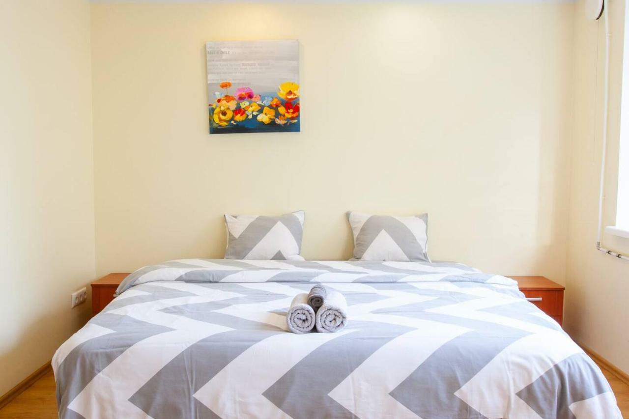Sunny Studio With Parking, Self-Check-In & Wi-Fi Tallinn Extérieur photo