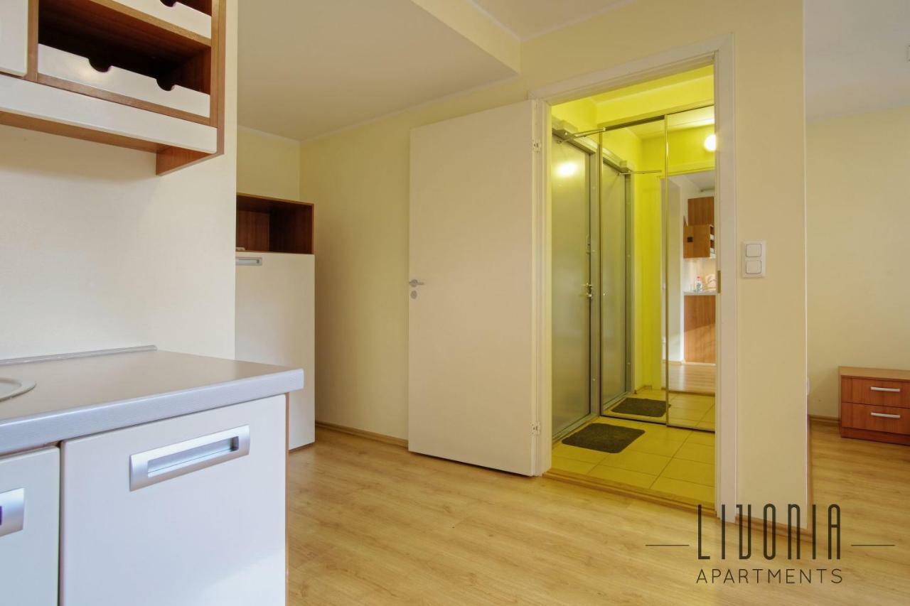 Sunny Studio With Parking, Self-Check-In & Wi-Fi Tallinn Extérieur photo
